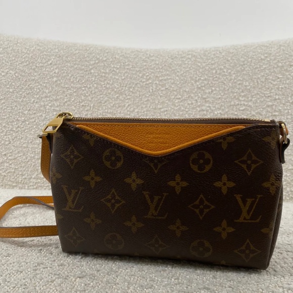 Authentic Pre-Owned Louis Vuitton Pochette Pallas BB Marrone - Picture 2 of 16